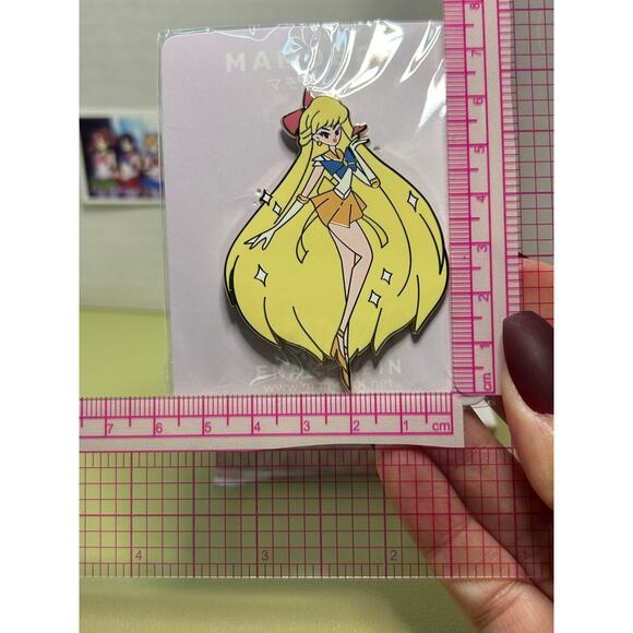 Mamobot Sailor Moon Anime Pin Sailor Venus Top Model Senshi - Picture 2 of 9